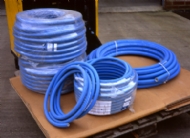 Click to enlarge - Blue food hose resistant to vegetable and animal oils for general use in food factories. Very flexible and pliable with a high working pressure and safety factor.